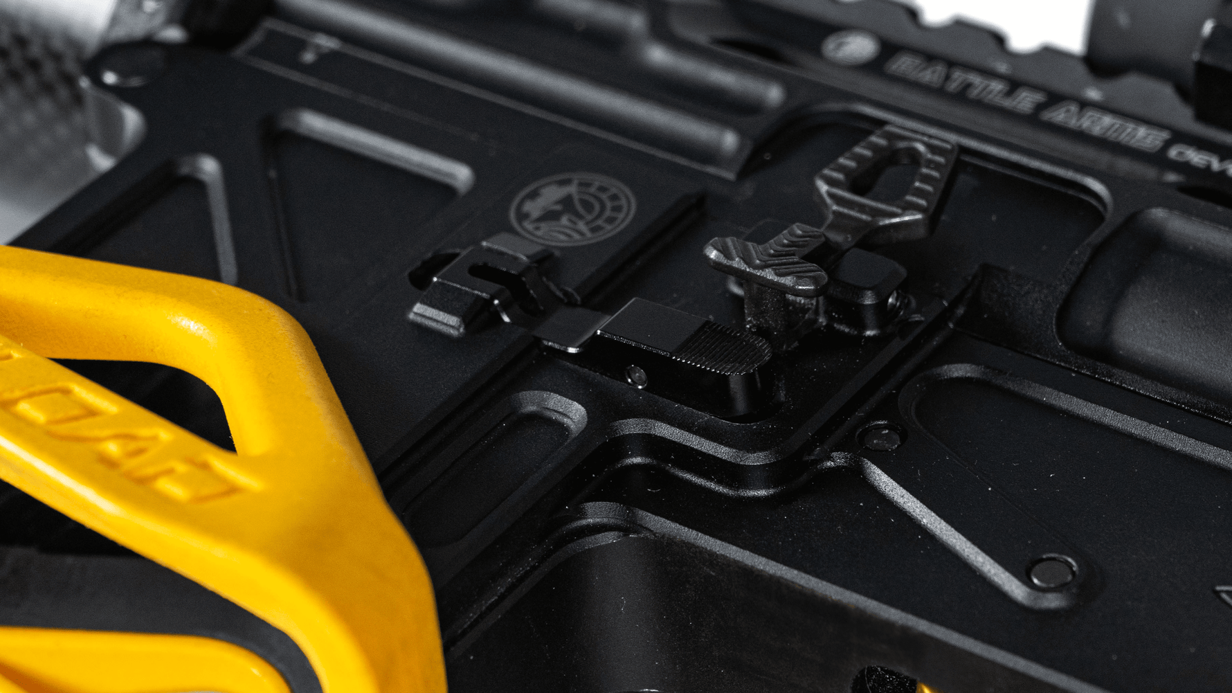 AR-15/15-22 Ambi Magazine Release image 3