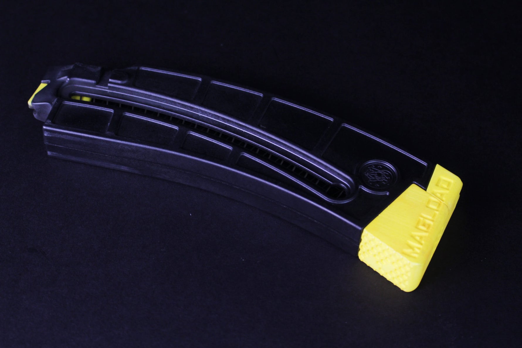 S&W 15-22 +6 Magazine Extension / Bumper image 1